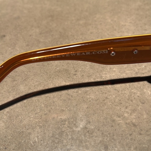 Sunglasses - Picture 4 of 4